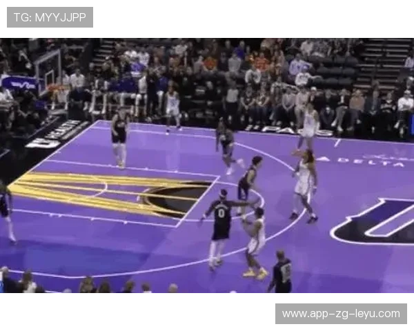 NBA后场超远三分绝杀，全场疯狂